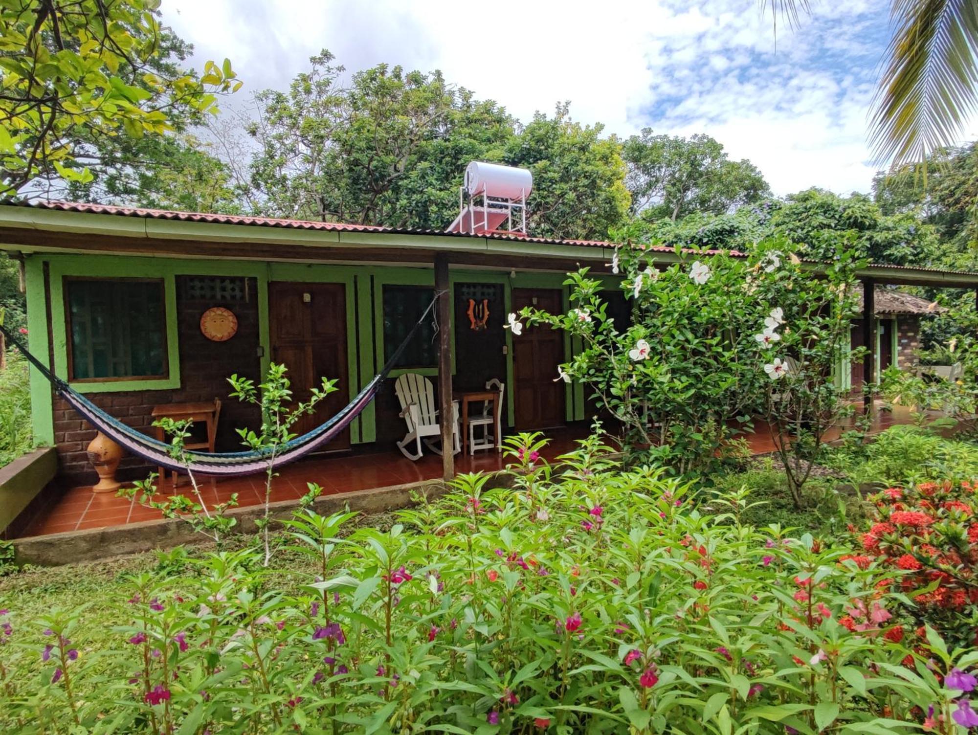 Eco-Lodge El Porvenir. Santa Cruz Quarto foto